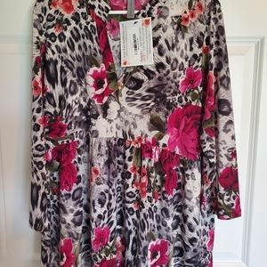 Honeyme floral shirt mid length sleeves